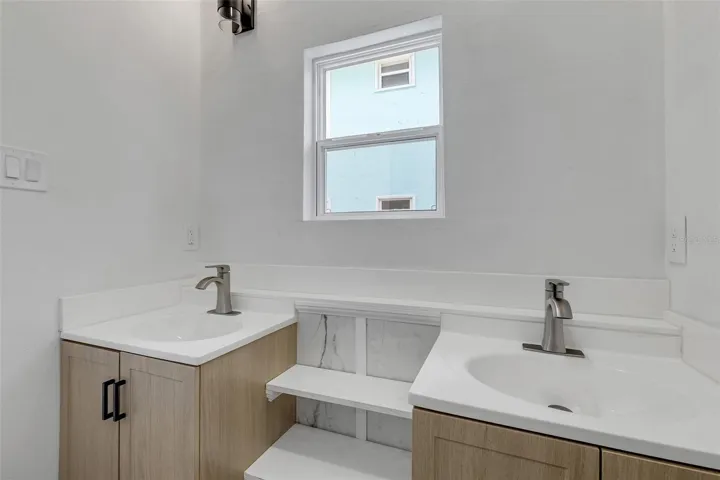 Primary Bath 1.1