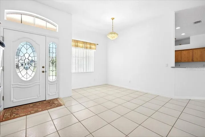 Tile Floors throughout for easy cleaning !