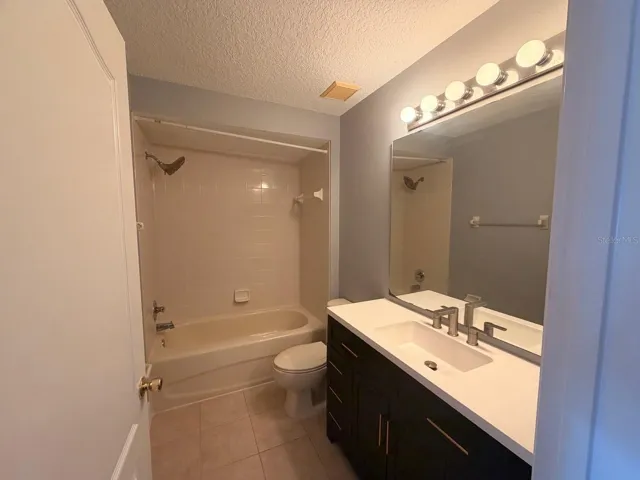 2nd Bathroom