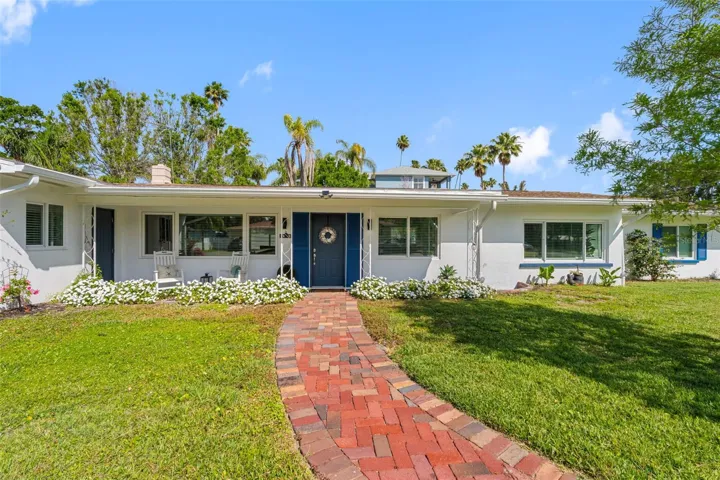 Welcome to 1794 Santa Barbara Dr.