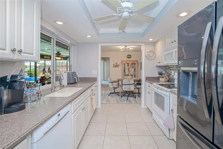 Kitchen with pass thru window!