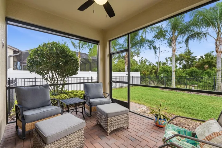 Spacious lanai