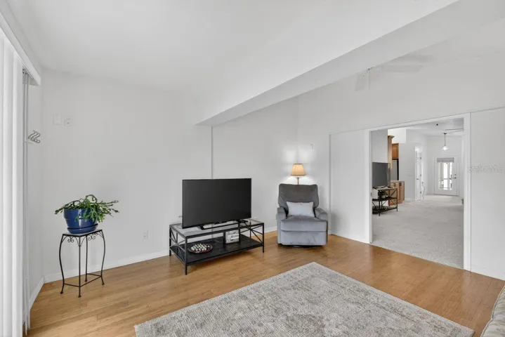 Flex Room/Den