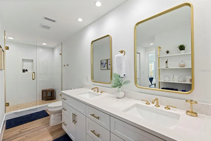 Renovated Primary Bathroom with Modern Finishes
