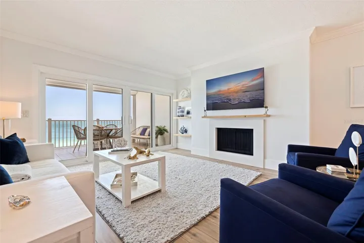 Panoramic Gulf Views from High Floor Beach Front Condo