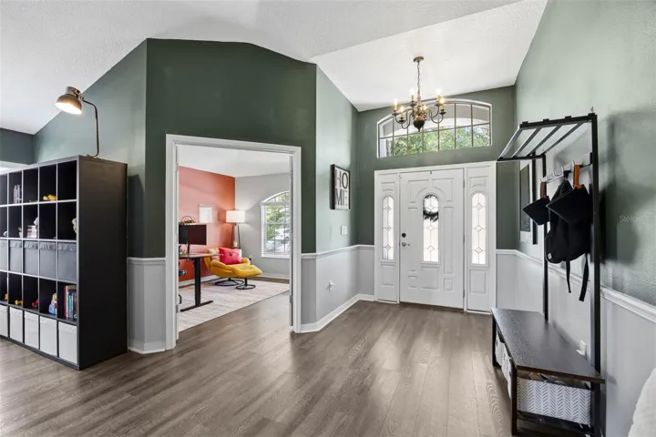 Office / Foyer
