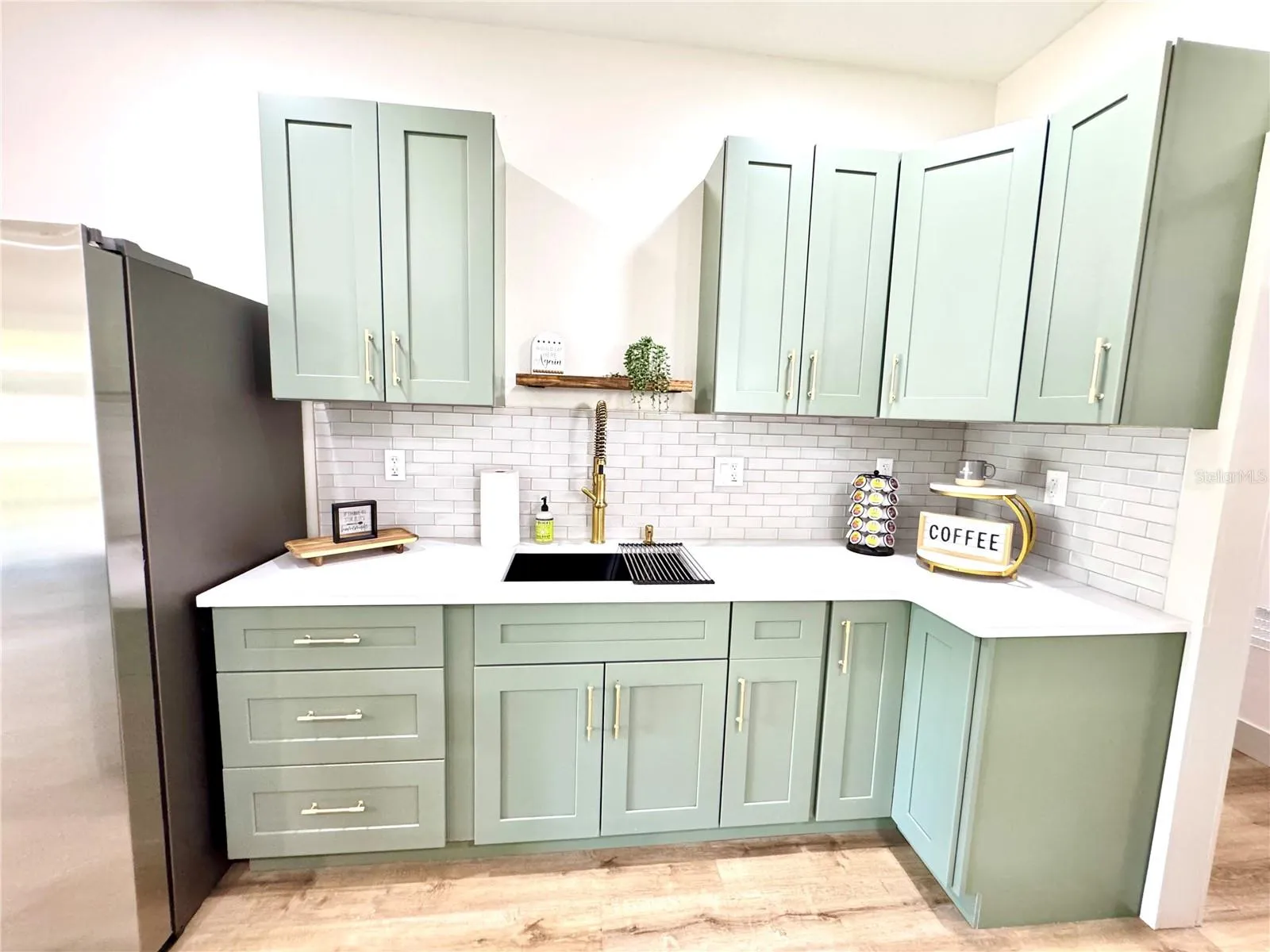 Unit 1 kitchen