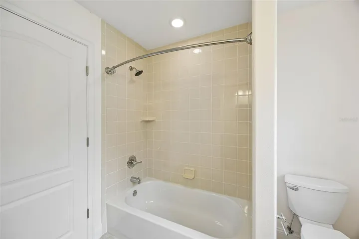 With tub/shower combo