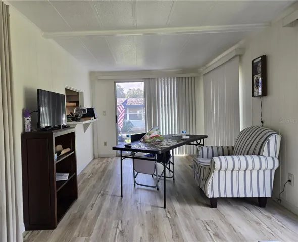 bonus room / sunroom off living room