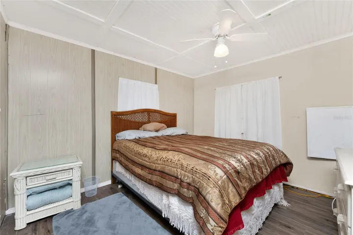 Guest bedroom