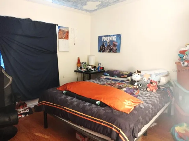 1170