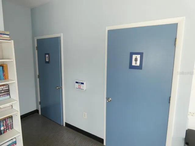 24 Hour Community Shop & Laundry & Bath Rooms & Library