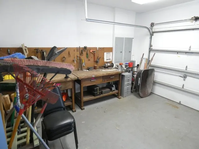 24 Hour Community Shop & Laundry & Bath Rooms & Library
