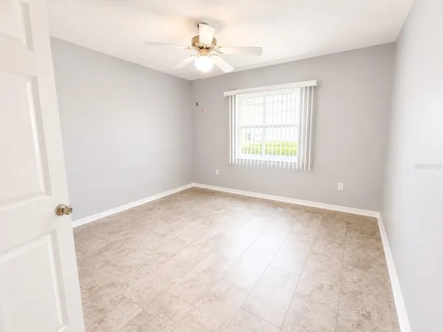 Guest bedroom