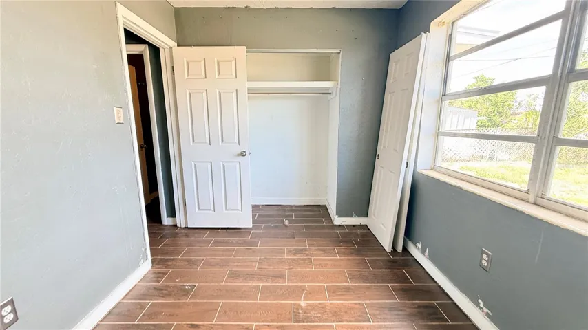 bedroom1