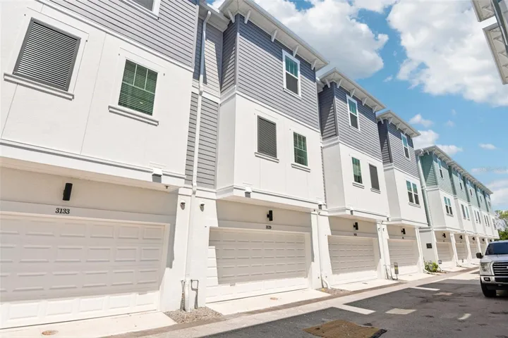 Exterior Garage