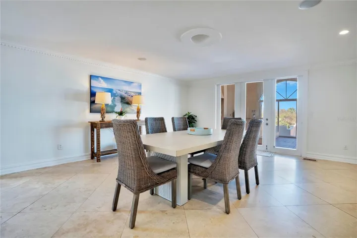 Living room 2