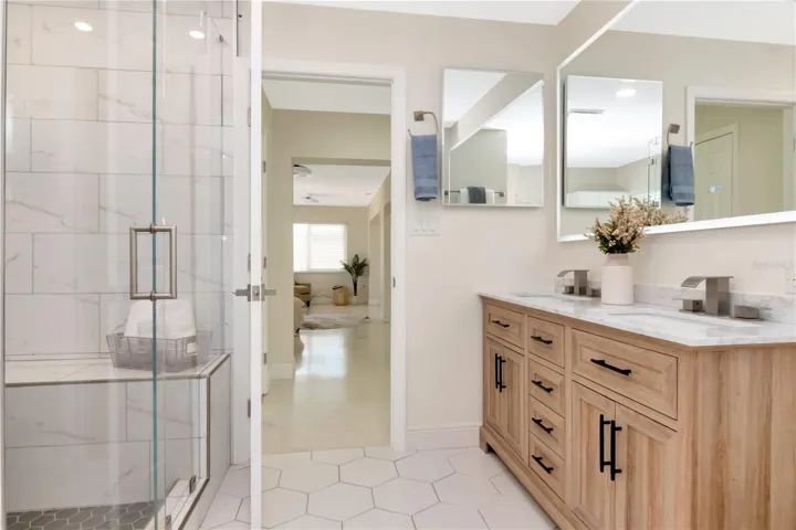 Primary Suite Bath