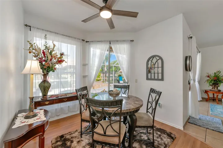Breakfast nook