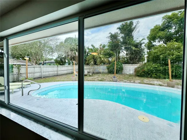 Private pool