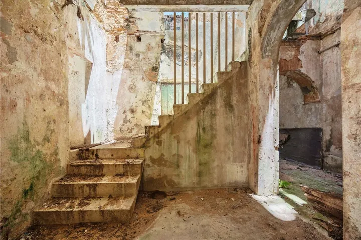 Luna 206 | 1st Level