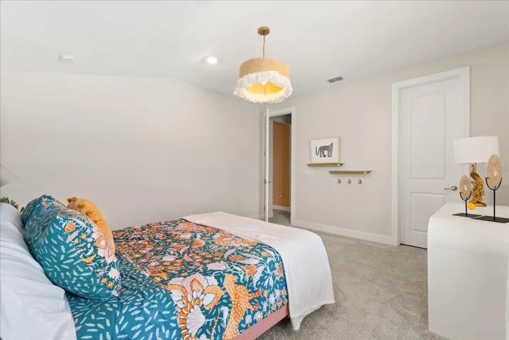 Upstairs Bedroom 4