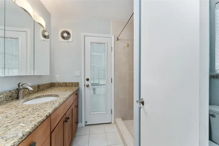 Bedroom 1 bath off pool