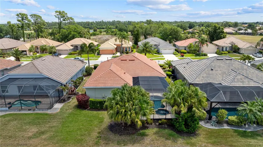 The palms create natural privacy