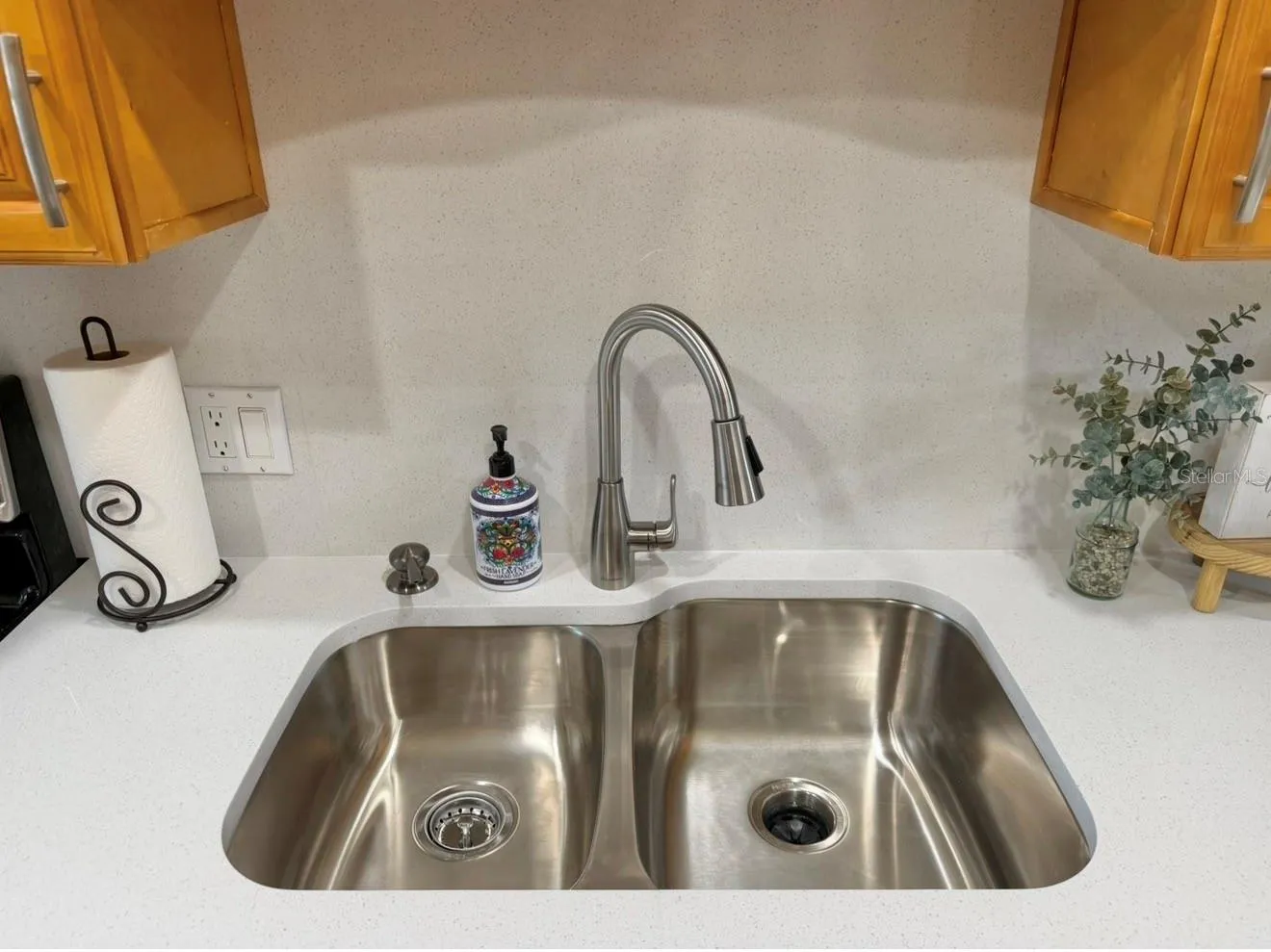 Brand new sink and faucet Sept 2026!