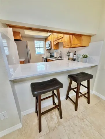 Bar sitting space too!