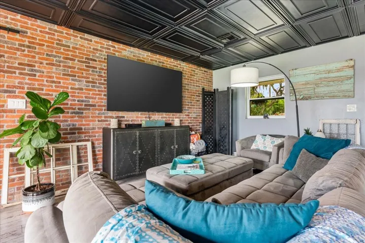 Living rm