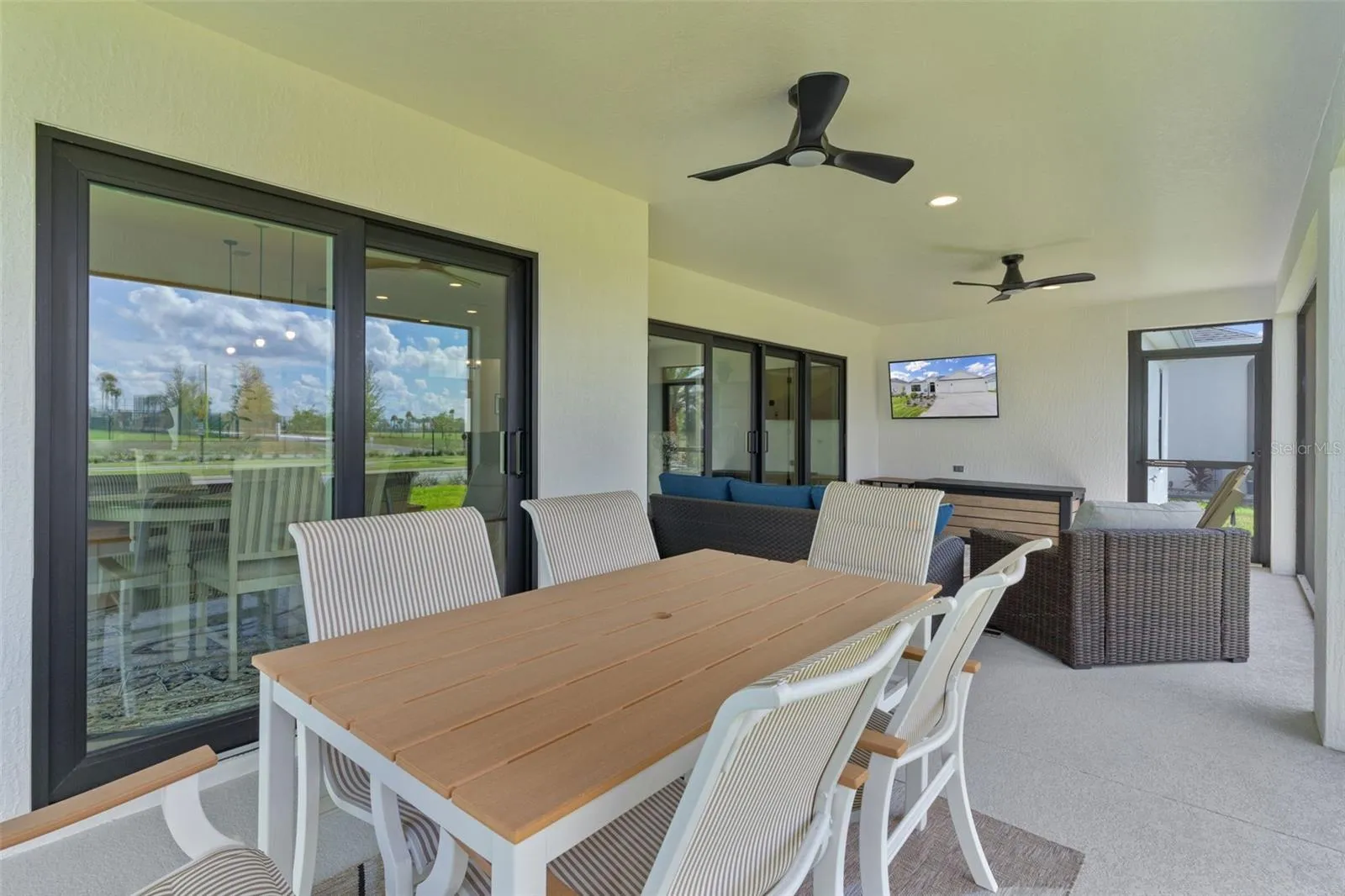 Lanai Table for 6
