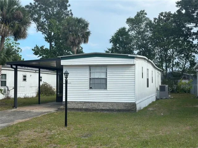 Front of mobile home and right side