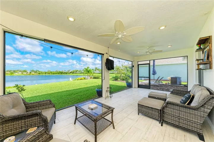 Lanai 1