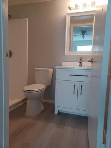 Primary Full Bathroom