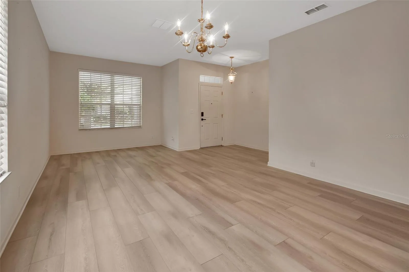 living dining room combo