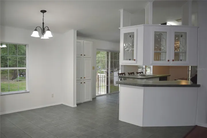 Kitchen/Dining
