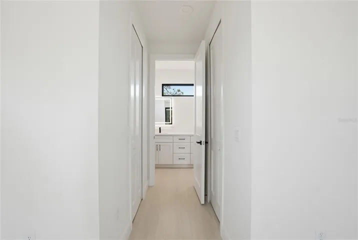 Primary Dual Closets