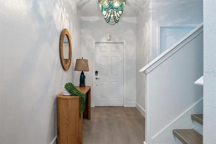 Foyer.