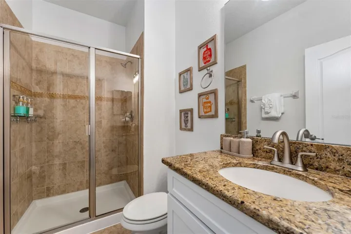 Main floor full bath.