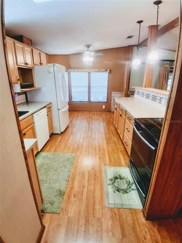Kitchen/Bay Window