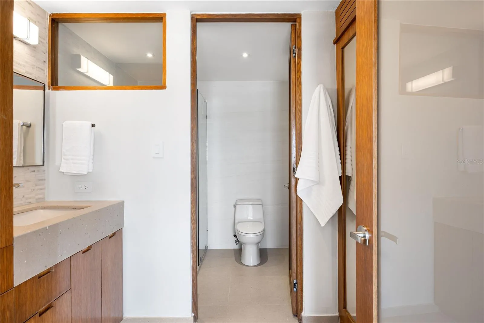 Emajagua 7B | Primary Bathroom