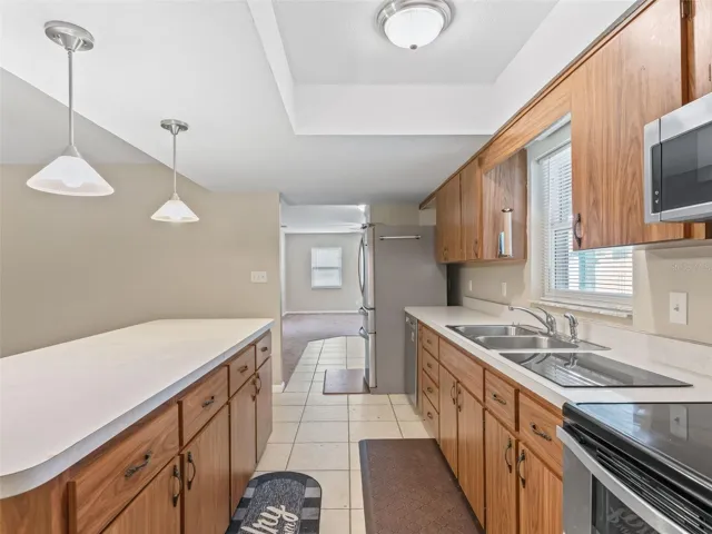 Tray ceiling in kitchen