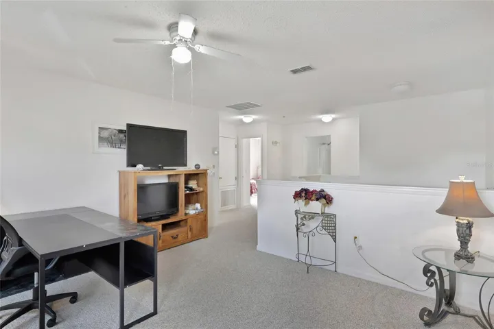 LOFT