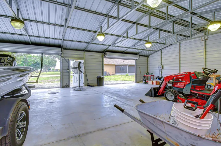 Bonus Garage