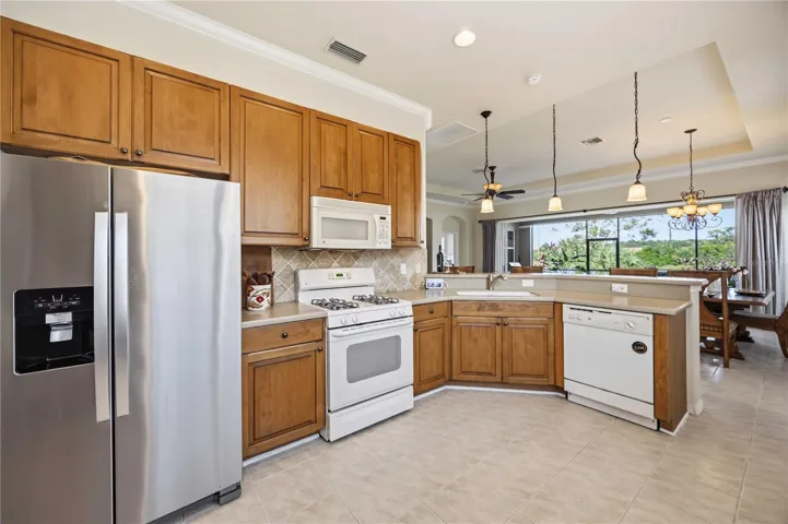 Great prep zone including gas range