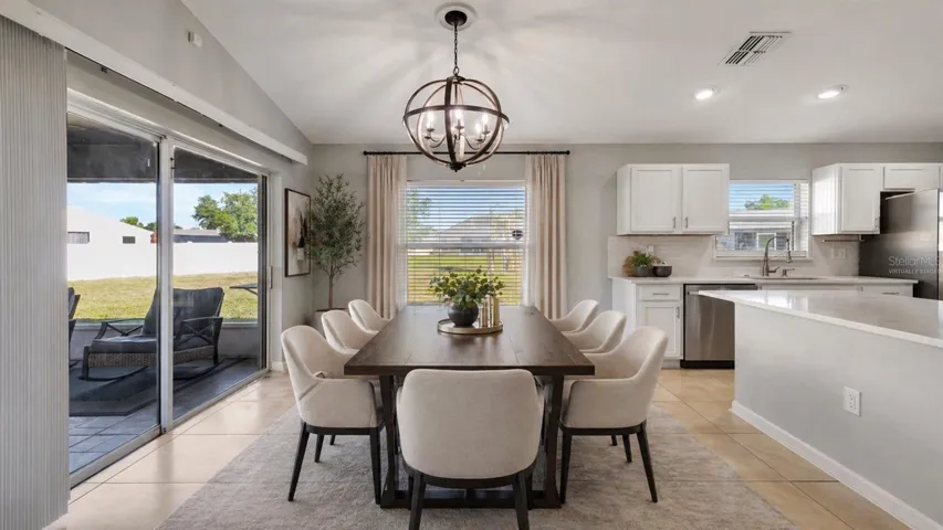 Dining Room Virtually Staged