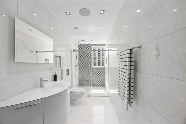 Clean, modern bathroom design