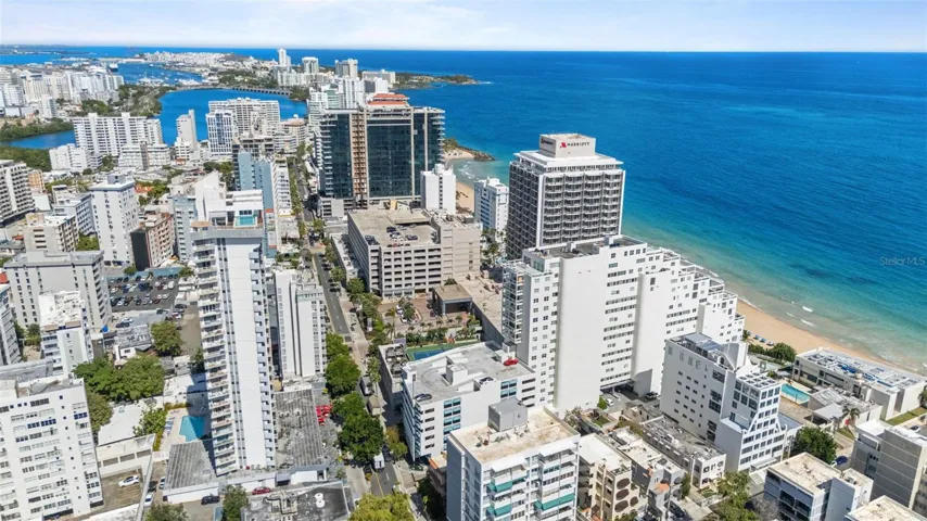 Oceanfront façade in the heart of Condado