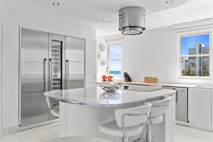 Built-in wine cooler